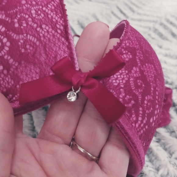 Pink Lace Bra 36B - Picture 2 of 6
